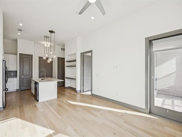 2700  Old Denton Road  1047, Carrollton Texas 75007