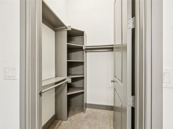 2700  Old Denton Road  1047, Carrollton Texas 75007