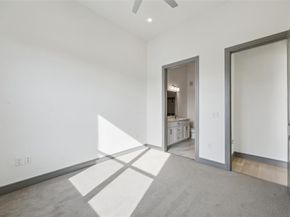 2700  Old Denton Road  1047, Carrollton Texas 75007