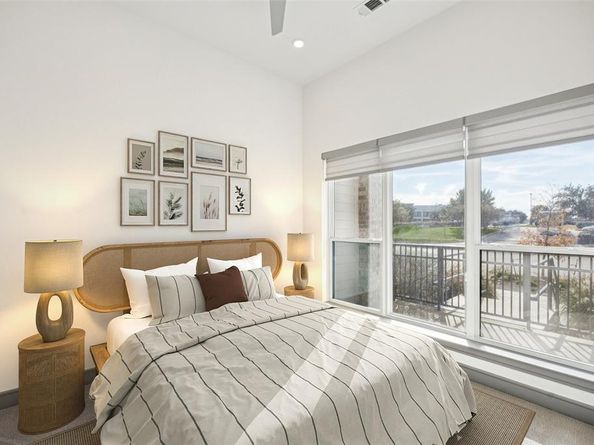 2700  Old Denton Road  1047, Carrollton Texas 75007