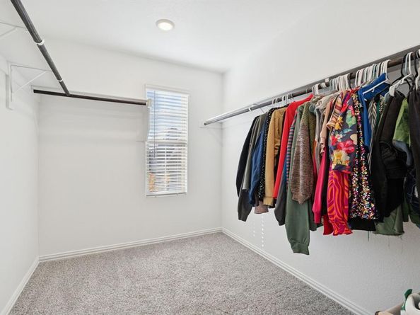 2621  Gateway Avenue , Corinth Texas 76210