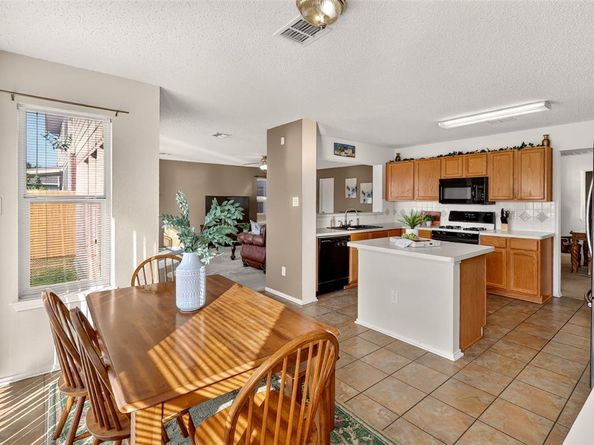 4721  Sleepy Ridge Circle , Fort Worth Texas 76133