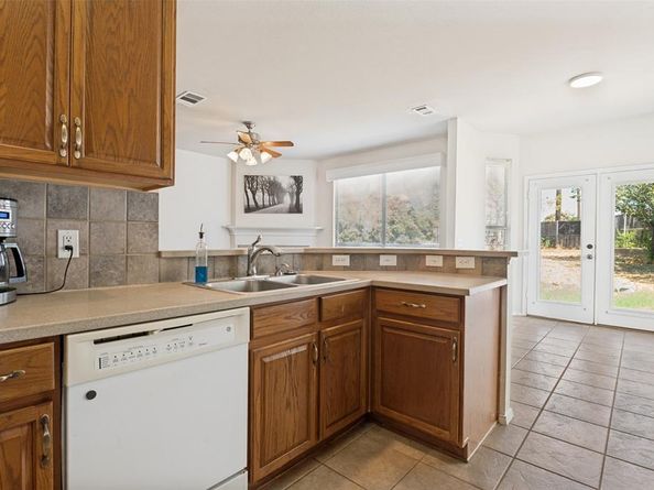 10236  Sourwood Drive , Fort Worth Texas 76244