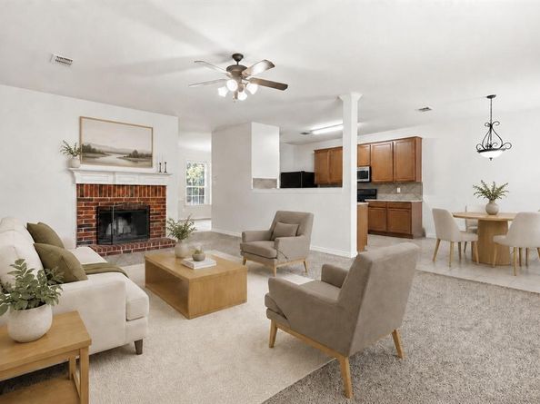 1738  Summerwood Lane , Cedar Hill Texas 75104