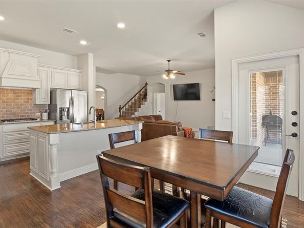 947  Mangrove Drive , Fate Texas 75087