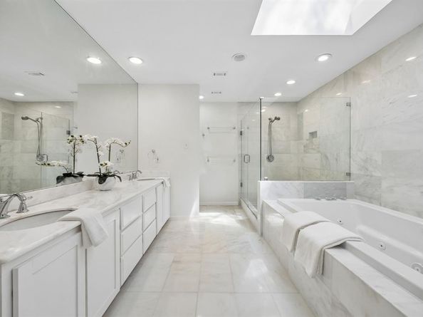 6542  Clearhaven Circle , Dallas Texas 75248
