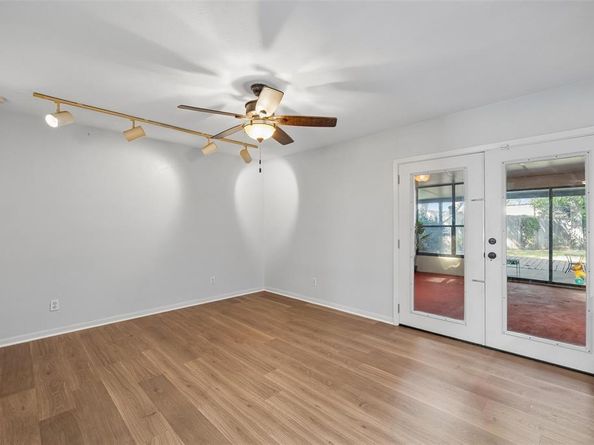 205  Lucinda Drive , Garland Texas 75040