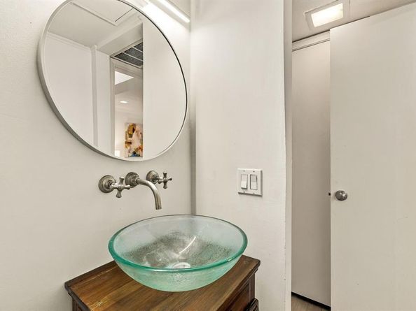 4525  Gilbert Avenue  208, Dallas Texas 75219