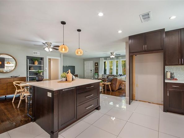 2144  Springhill Drive , Dallas Texas 75228