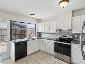 1905  Montana Trail , Grand Prairie Texas 75052