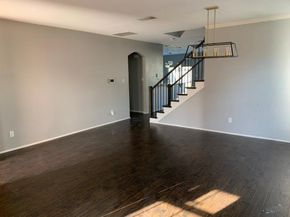1020  Long Pointe Avenue , Fort Worth Texas 76108