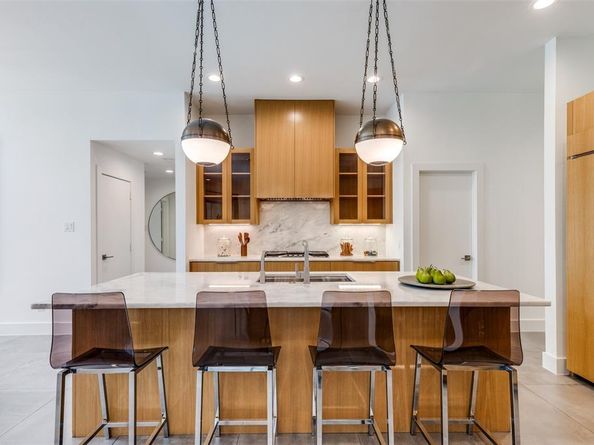 3918  Rochelle Drive , Dallas Texas 75220