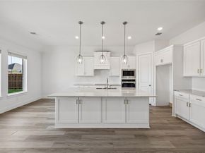 1929  Comanche Drive , DeSoto Texas 75115