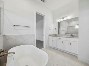 1929  Comanche Drive , DeSoto Texas 75115