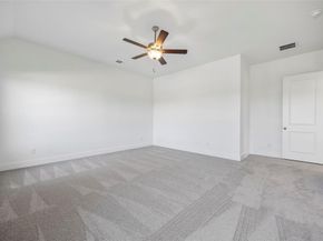 1929  Comanche Drive , DeSoto Texas 75115