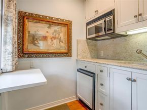 2424  Medford Court W, Fort Worth Texas 76109