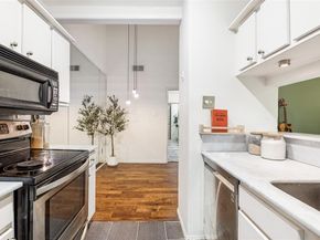 5981  Arapaho Road  1806, Dallas Texas 75248