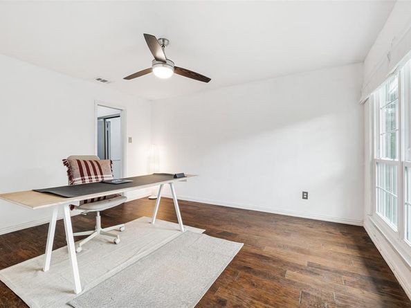 5981  Arapaho Road  1806, Dallas Texas 75248