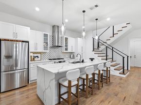 1925 N Prairie Avenue , Dallas Texas 75204