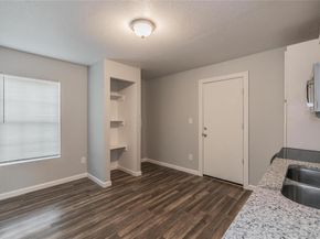 1809  Daniel Street , Fort Worth Texas 76104