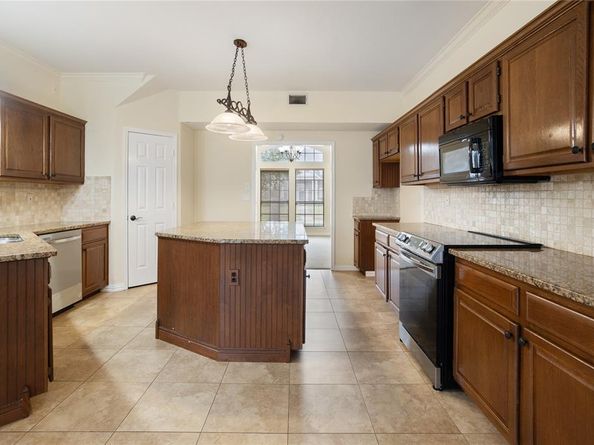 2025  Houlton Lane , Plano Texas 75025