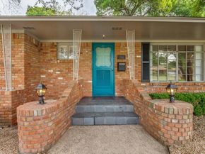 2816  Bonnywood Lane , Dallas Texas 75233
