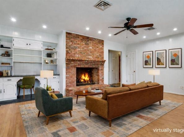 2816  Bonnywood Lane , Dallas Texas 75233