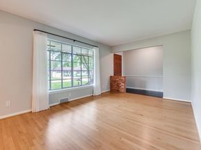 2816  Bonnywood Lane , Dallas Texas 75233