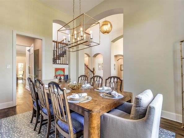 2644  Round Table Boulevard , Lewisville Texas 75056