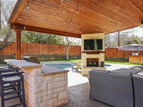 9008  Thompson Drive , Argyle Texas 76226