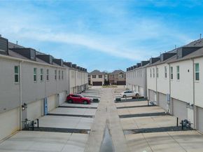 9916  Hennings Street , Irving Texas 75063