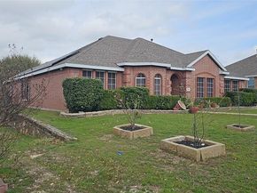 1625  Deer Creek Drive , DeSoto Texas 75115