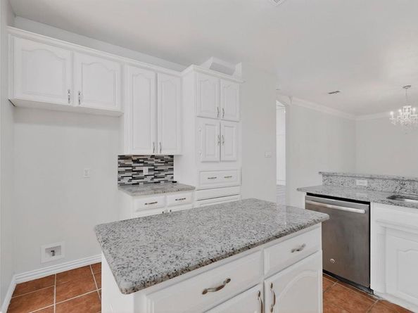 875  San Jacinto Drive , Grand Prairie Texas 75052