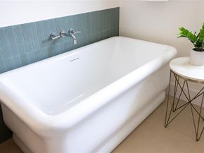 13723  Hughes Lane , Dallas Texas 75240