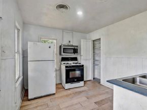 204  Sunset Lane , Fort Worth Texas 76114