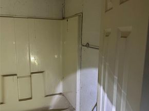 2435  Iroquois Street , Dallas Texas 75212