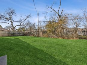 5032  Marks Place , Fort Worth Texas 76116