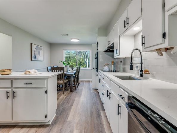 7724  Gaston Avenue , Fort Worth Texas 76116