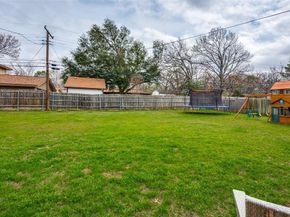 913  Ross Trail , Arlington Texas 76012