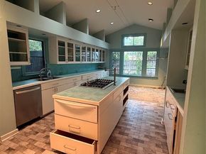 3918A  Bowser Ave  , Dallas Texas 75219