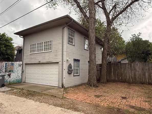 3918A  Bowser Ave  , Dallas Texas 75219