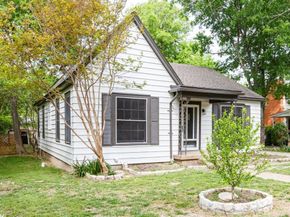 617  Wilson Street , Lancaster Texas 75146