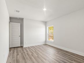 3933  Ablon Trail , Garland Texas 75043