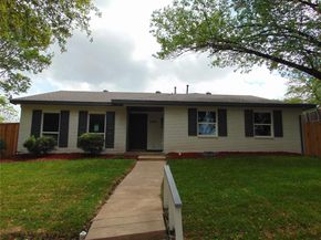 2918  Ashglen Drive , Garland Texas 75043