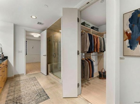 1505  Elm Street  1003, Dallas Texas 75201