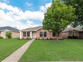 2938  Marquis Lane , Lancaster Texas 75134