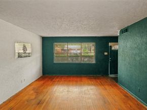 4926  Rand  , Dallas Texas 75216