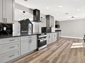 6106  Maple Leaf Drive , Arlington Texas 76017