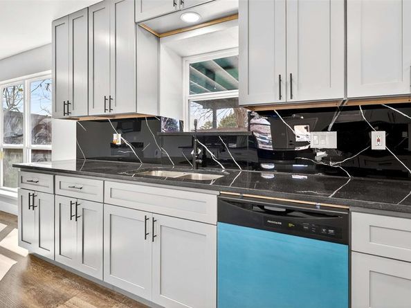 6106  Maple Leaf Drive , Arlington Texas 76017