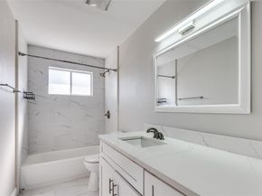 348  Thompson Street , Fort Worth Texas 76134